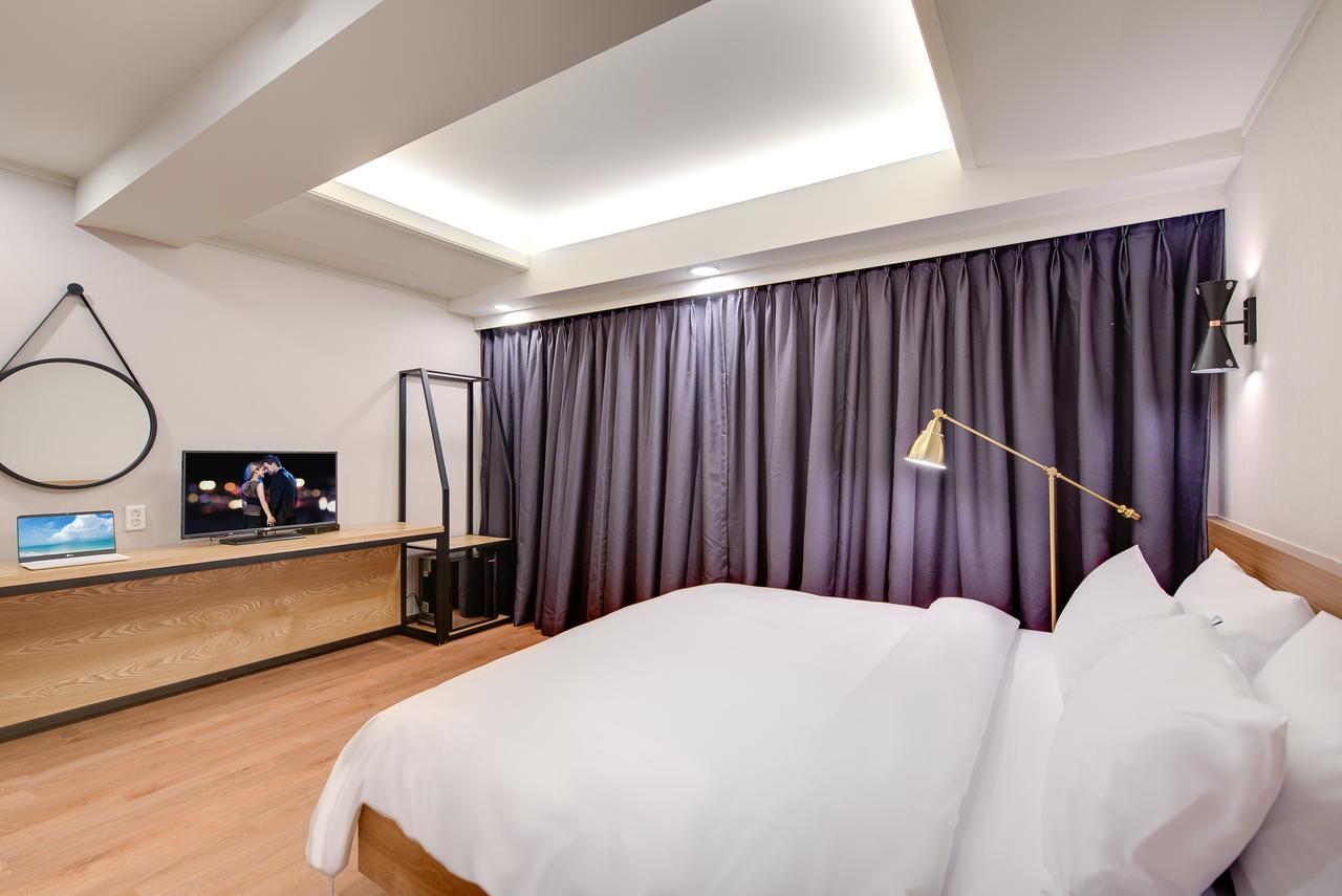 M Hotel Seoel Buitenkant foto