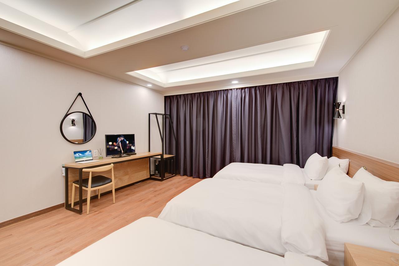 M Hotel Seoel Buitenkant foto