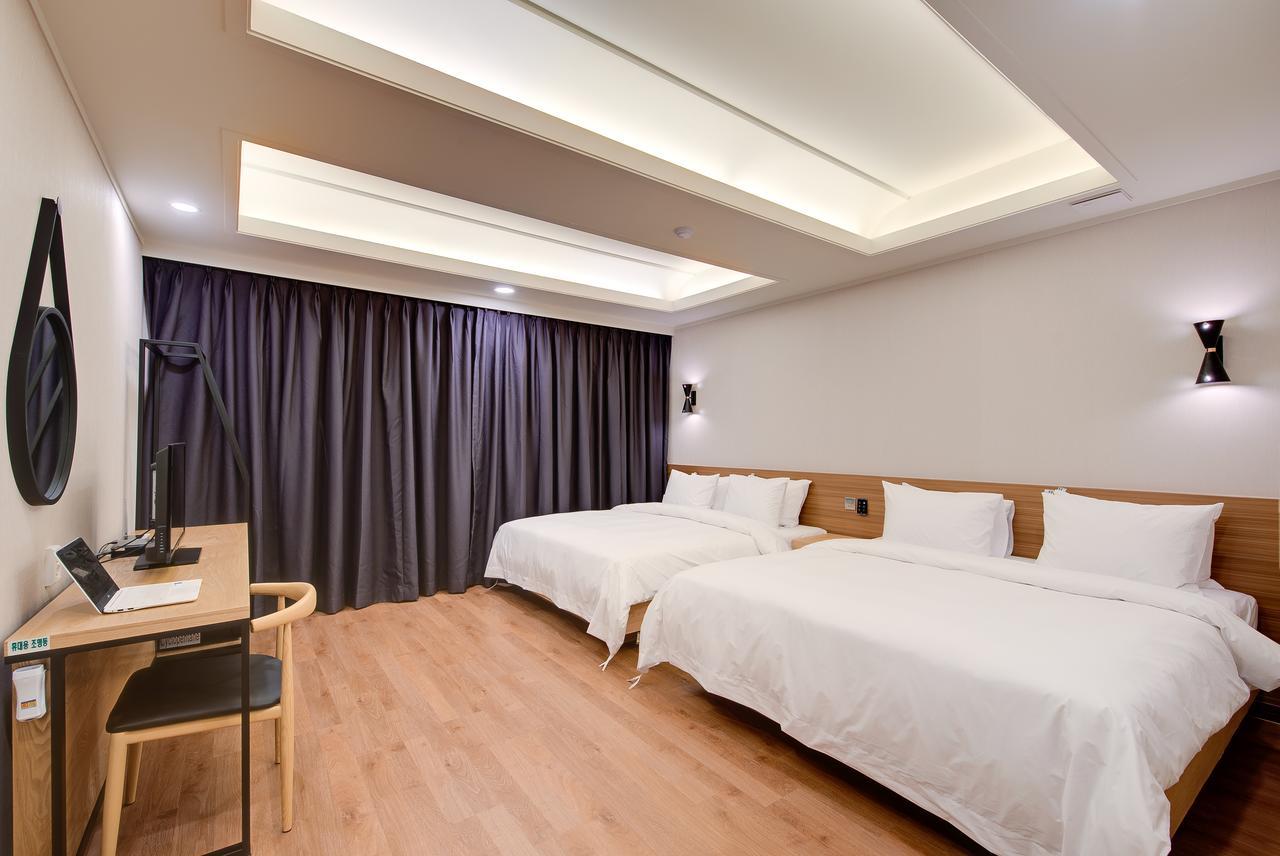 M Hotel Seoel Buitenkant foto