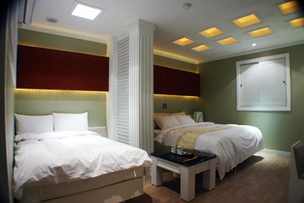 M Hotel Seoel Buitenkant foto