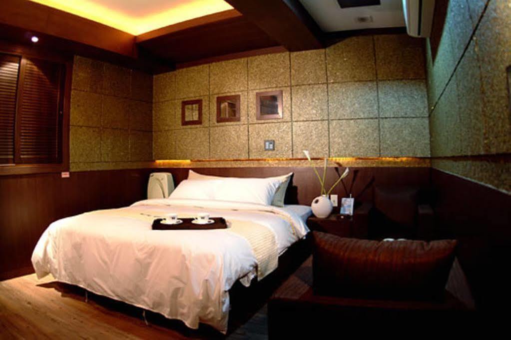 M Hotel Seoel Buitenkant foto